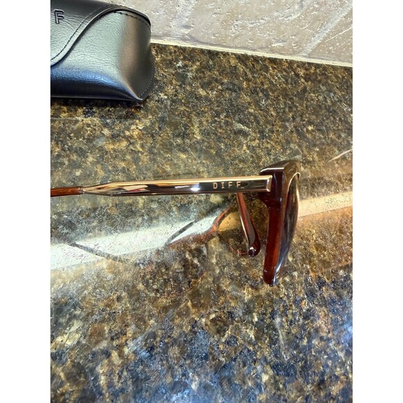 DIFF Bella DIFF Bella Sunglasses Brown Amber Frames Brown Lenses Gold Tone NEW - Picture 5 of 9